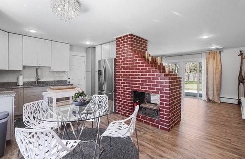 Yorktown Heights House | DOMIR Yorktown stay