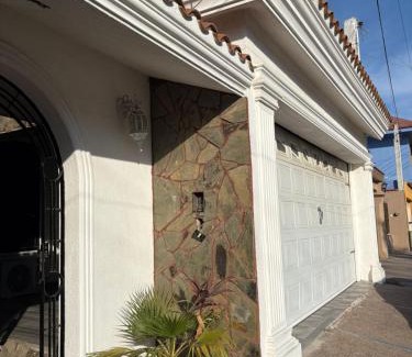 Lomas de Mazatlan House | Domus Áurea