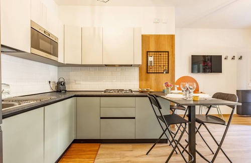 Prenestino-Centocelle Apartment | Domus Aqua Alexandrina by Rentbeat