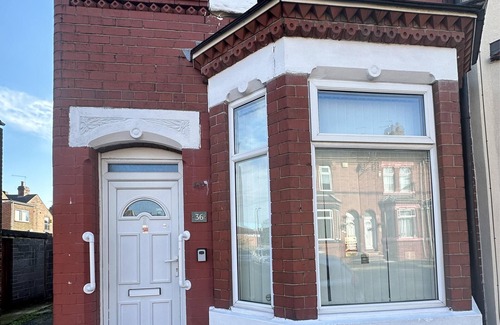 Doncaster House | Doncaster Dream House Retreat