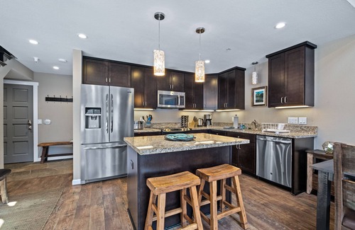 Truckee Condo | Donner Lakefront Condo | Unobstructed Lake Views | HOA Beach | Boat Slip | BBQ Area