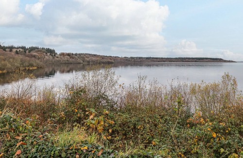 Massbrook Cottage | DONROSS COTTAGE, family friendly in Pontoon, County Mayo