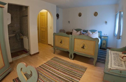 Gries im Sellrain Apartment | Doppelzimmer mit Dusche od. Bad, WC - Gästehaus Kirchebner