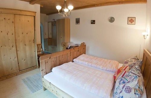 Gries im Sellrain Apartment | Doppelzimmer mit Dusche od. Bad, WC - Gästehaus Kirchebner