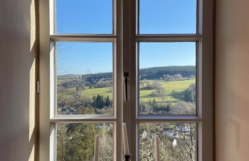 Kronenburg House | Doppelzimmer Superior - Burghaus und Villa Kronenburg
