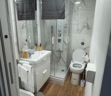 Roman Quarter Apartment | Dorahouse