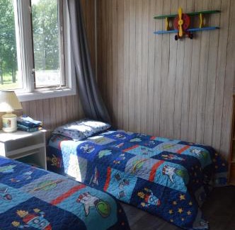 Iroquois Ski Chalet | Doran Bay Resort