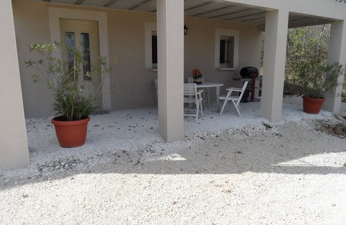 Peyrillac-et-Millac Cottage | Dordogne Valley, Black Périgord, Independent cottage on the edge of the forest.