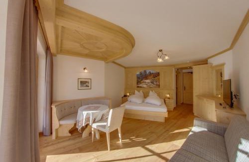 Santa Cristina Val Gardena Hotel | Dorfhotel Beludei