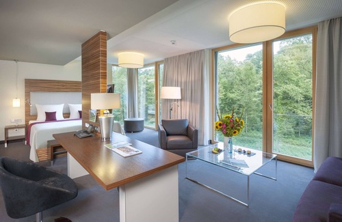 St. Georgen-Nord Hotel | Dorint Thermenhotel Freiburg
