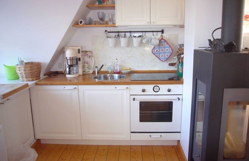 Stenderup Apartment | Doris Bedra - Apartment in the artist Kate