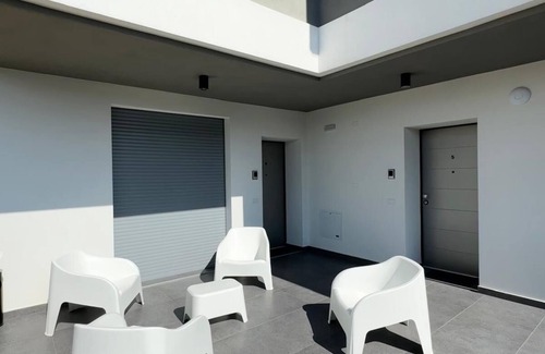 Fogliano House | Dormi-RE rooming house offers 12 elegant and comfortable rooms.