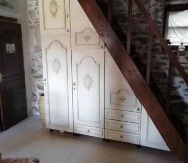 Agrapidies House | Dorotheas Stone house in the forest