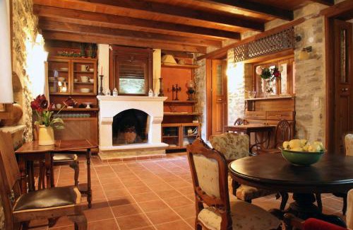 Anatoli House | Dorovinis Country Houses