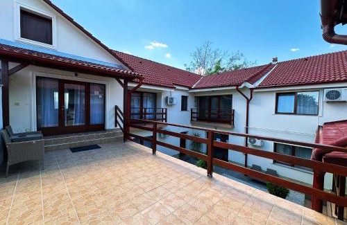 Arad House | DorTin