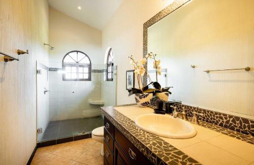Panama Beach House | Dos Vistas
