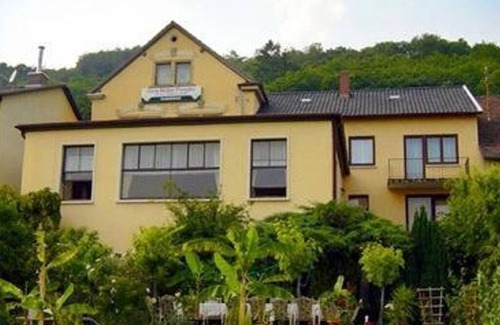 Neustadt-Haardt House | Double room 10, shower, WC, 1 bedroom - Hotel Müller-Pressler