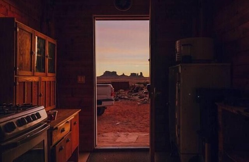 Monument Valley House | Double Bow Male Hogan