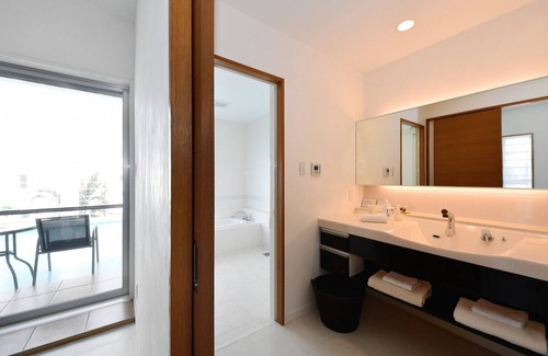 Kadena-cho Hotel | double bedroom/Nakagami-gun Okinawa