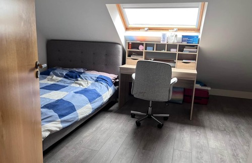 Saggart Bed & Breakfast | Double Bedroom with Shared Bathroom Available to Rent