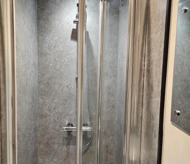 Newcastle-upon-Tyne Apartment | Double En Suite Room Newcastle Upon Tyne