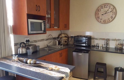 Greater Johannesburg Metropolitan Area House | Double Family Suite [Villa MikaMora]