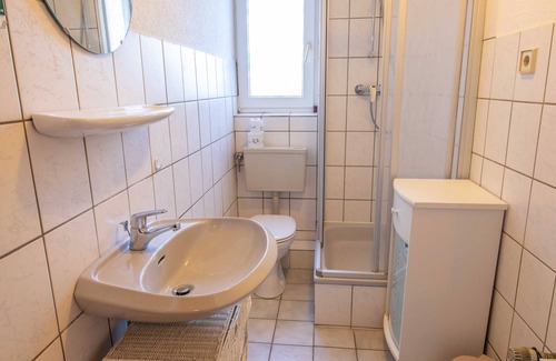 Prohn Apartment | Double room (14) - Pension Zur Kurve