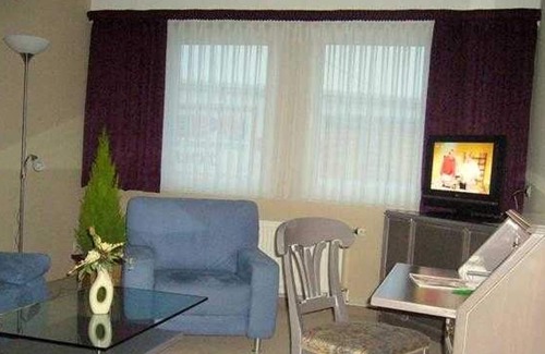 Sangerhausen House | Double Room 2 - Rosen-Hotel Sangerhausen