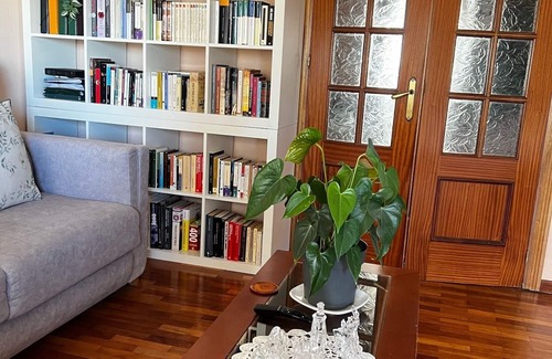 Hortaleza Apartment | Double room close to the airport and IFEMA, room close to the airport