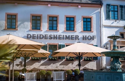 Deidesheim House | Double room comfort - Hotel Deidesheimer Hof