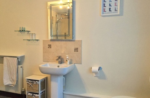 Kenn Other | Double room-Ensuite-Small