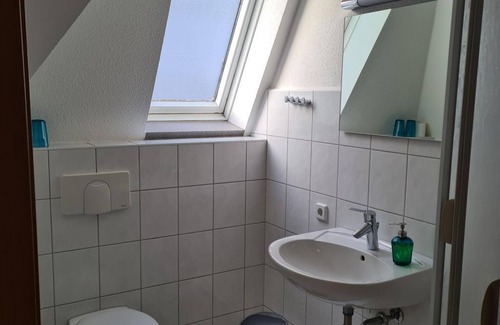 Eichigt Bed & Breakfast | Double room main building, shower/WC, online - Landgasthof Süßebach