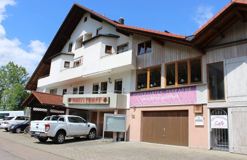Weissenstein Apartment | Double room with shower and WC