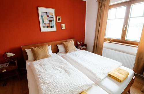 Zulpich Bed & Breakfast | Double room with shower and bath/WC, standard - Siechhaus Café