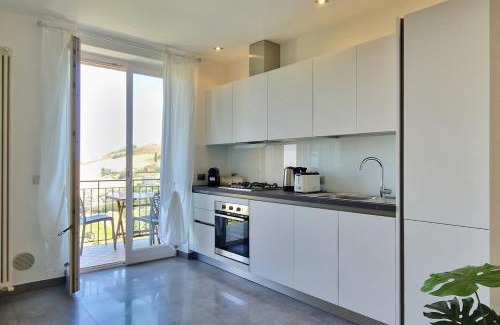 Casabianca di Fermo Apartment | Double Sea View Design Wi-Fi Parking AC