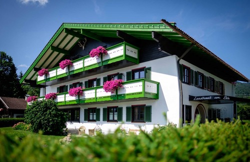 Abwinkl House | Double Standard - Landhaus am Stein