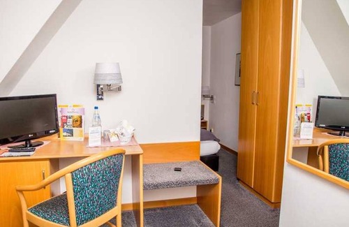 Guestrow Hotel | Double Standard - Ringhotel Altstadt * S