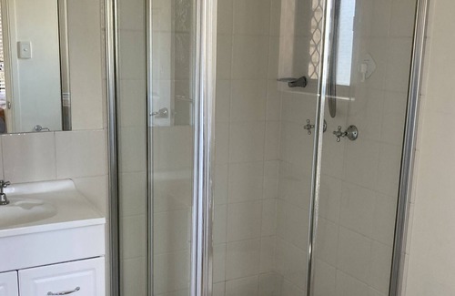 Sunnybank Hills House | double-storey 4 bedroom house in Sunnybank Hills