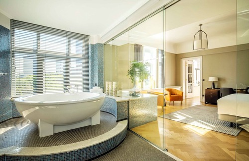 Rogier Hotel | DoubleTree by Hilton Brussels City