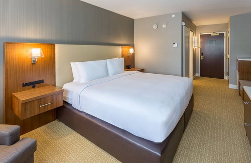 Nanuet Hotel | DoubleTree by Hilton Hotel Nanuet