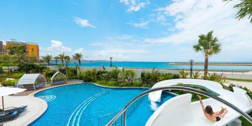Mihama Resort | DoubleTree by Hilton Okinawa Chatan Resort
