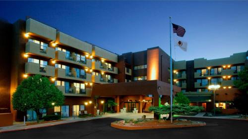 Southside Hotel | DoubleTree by Hilton Santa Fe