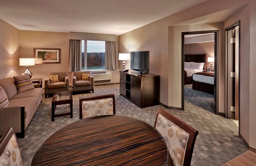 Lawrenceburg Hotel | Doubletree By Hilton Lawrenceburg
