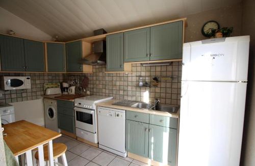 Le Chatenet-en-Dognon House | Doueineix