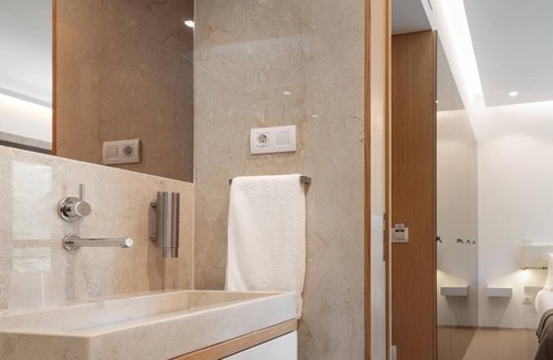 Cinfaes House | Douro Green - Casa de Campo com 5 quartos, sauna, máquinas de ginásio e piscina.
