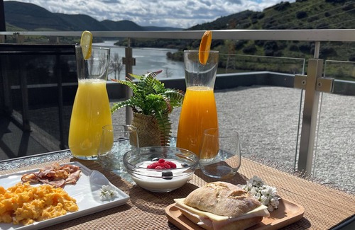 Cabanas de Baixo House | Douro Visit House