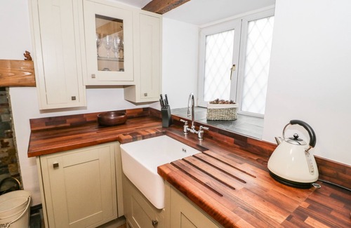 Abergele Cottage | Dove Cottage
