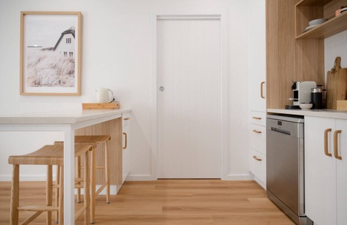 Riverside House | Dovecote - Launceston Luxury