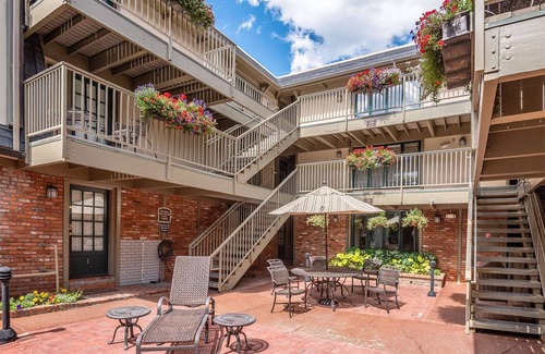 Aspen Condo | Downtown Aspen Getaway! Steps To Gondola, Shops, Dining, Hiking & Biking. AC In Bdrms, Wood FP, W/D