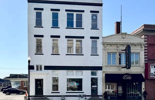 Owensboro Condo | Downtown condo Cozy 2-bedroom with WiFi, AC in charming Owensboro